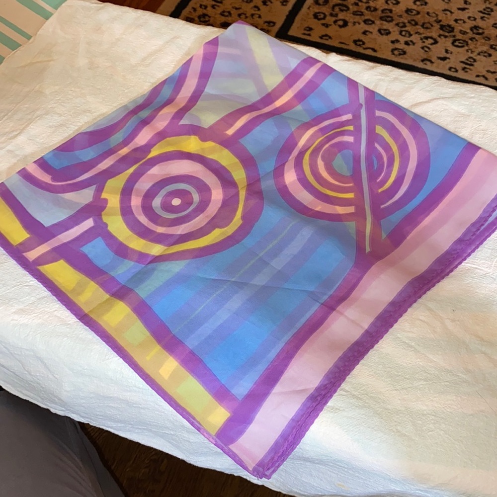Women’s square multi colors lavender, lt blue, pale pink, yellow scarf 26” x 26”